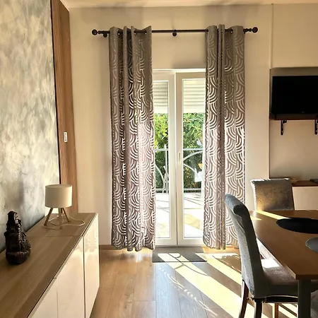 Apartment Ela
